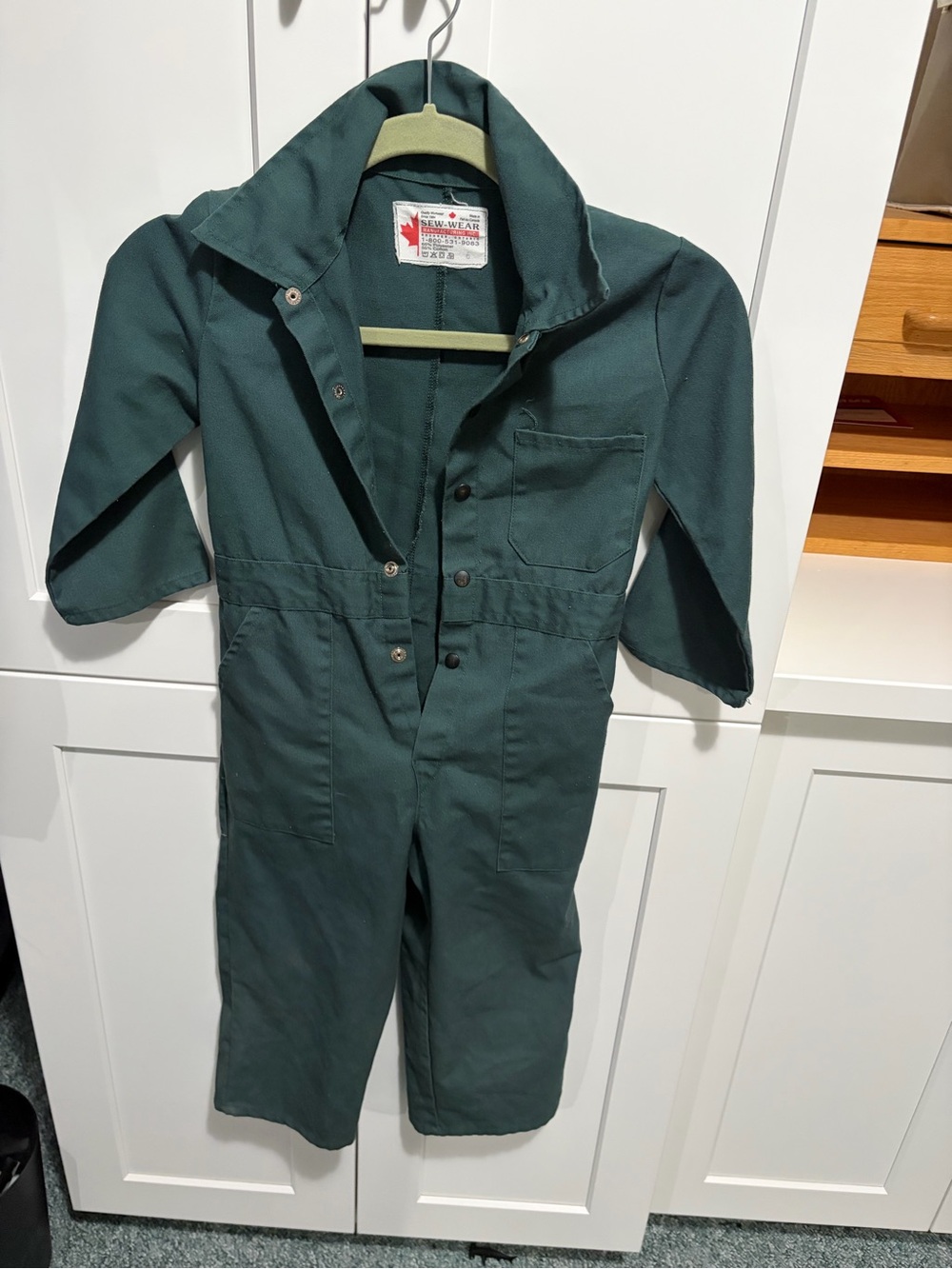 Boys coveralls sew-wear green size 6